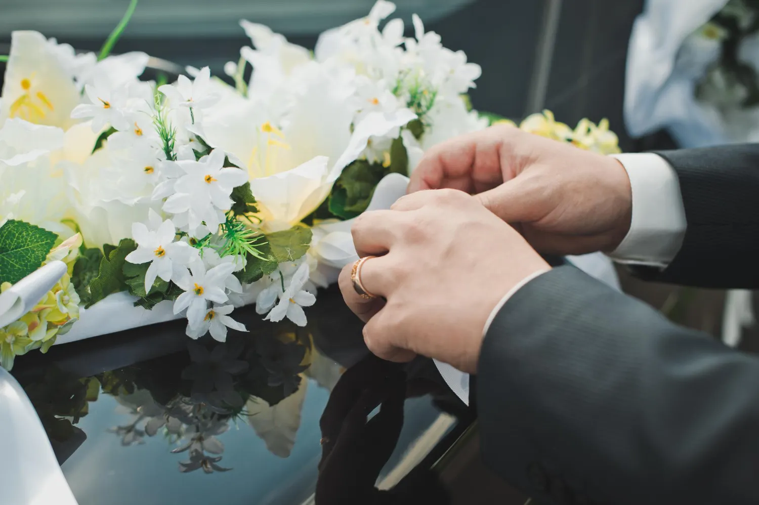 ดอกไม้งานศพ